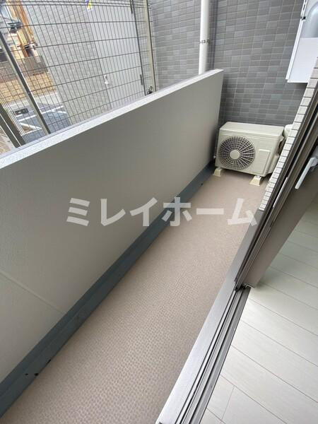 クレストタップ羽田のバルコニー