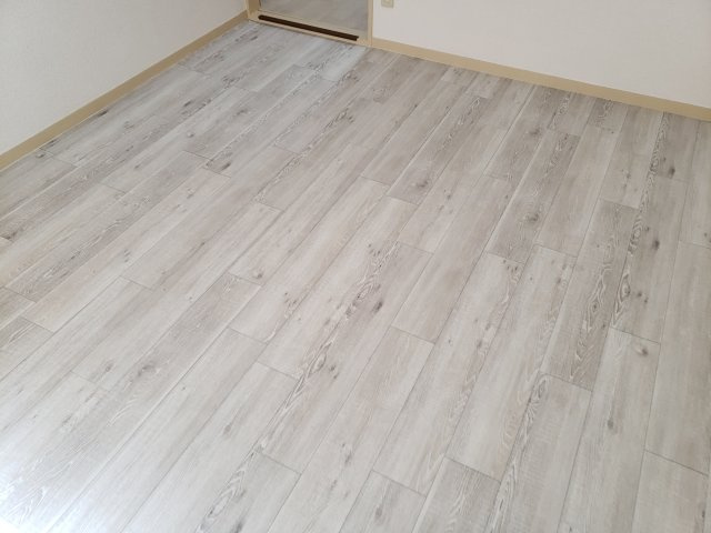 メゾン・ピュールの洋室