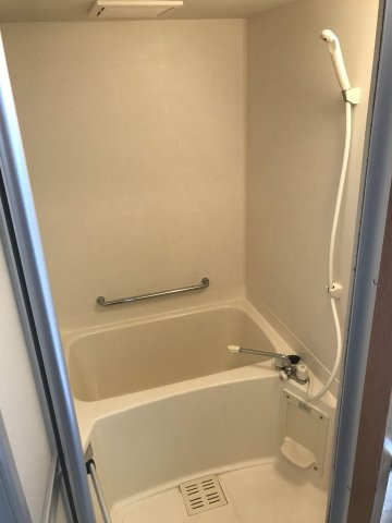 イーストヒルズ和白丘の浴室