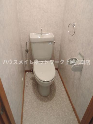 リバティ越後Ａのトイレ|トイレ（参考同型101号室室内写真）