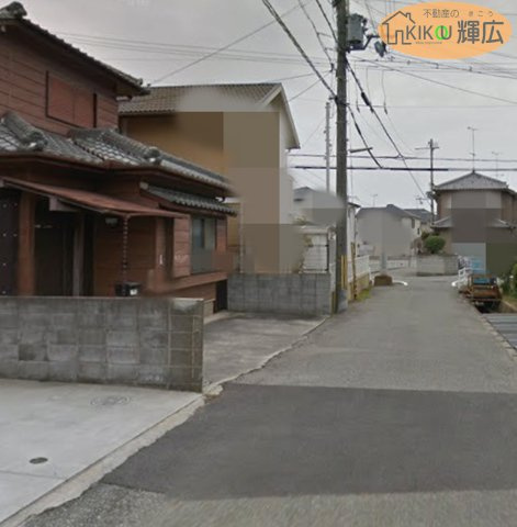 加古川市平岡町新在家　土地の前面道路含む現地写真