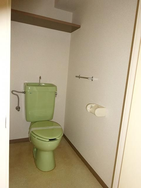 フジヨシ小島町ビルのトイレ