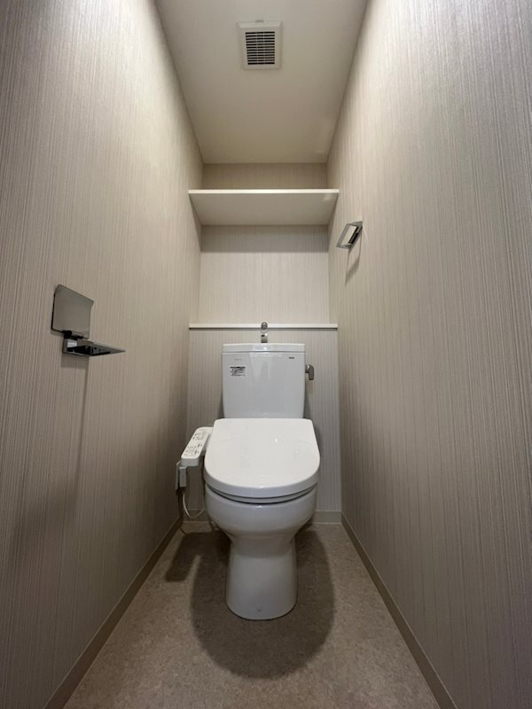 エステムコート堺筋本町のトイレ