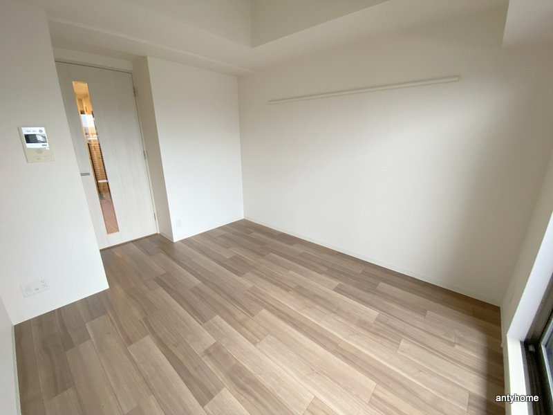 プレサンス大阪ゲートシティ 仲介手数料無料の洋室