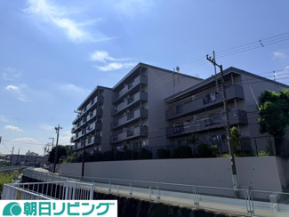 【外観】 | JR横浜線・東急田園都市線が利用できる長津田駅徒歩11分で、通勤や通学にも便利な立地です