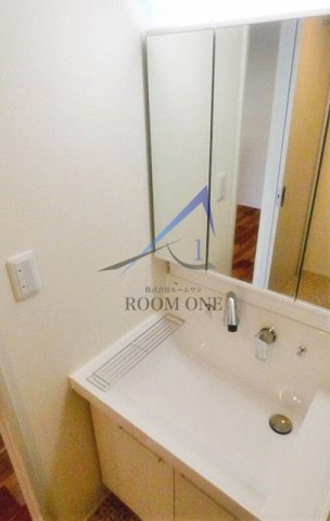 プレシャスコート鷺宮の洗面所|洗面台です。