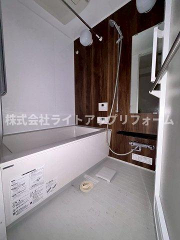 プレサンスKOBEグレンツの浴室