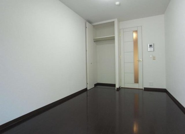 フェニックス牛込神楽坂の洋室|明るい洋室です