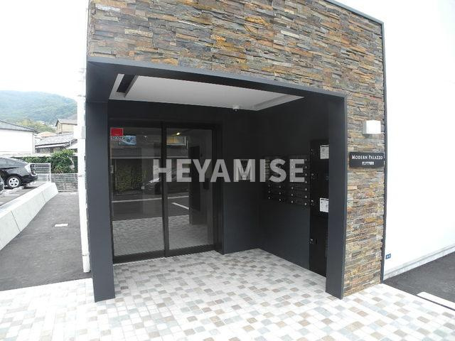 modern palazzo長大医学部前のエントランス|※別号室のお部屋となります※