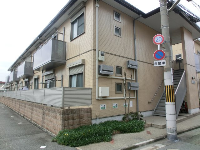 CASA学園町の外観
