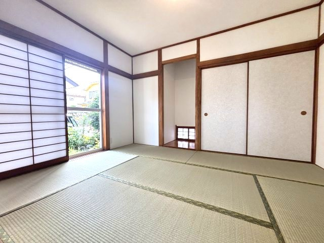 所沢市中富南3丁目中古戸建の和室|陽射しが心地よい和室♪ゴロンと横になってくつろぎたくなる空間です！