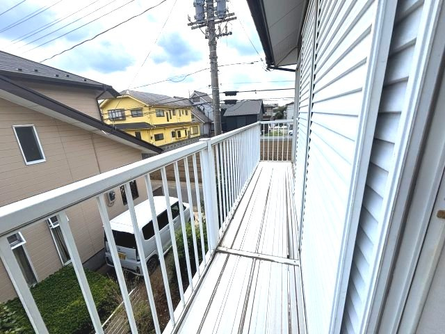 所沢市中富南3丁目中古戸建のバルコニー|陽当たり・風通しの良いバルコニーです。