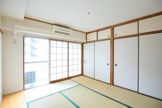 ニューライフ西早稲田の和室|柔らかい畳が心地よい和室