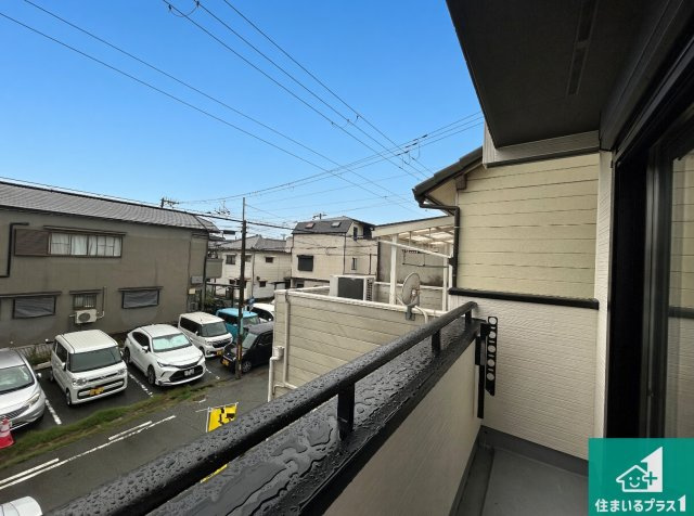 尼崎市神田中通　新築一戸建てのバルコニー|ワイドバルコニーは洗濯物を干すスペースが広いのでご家族が多くても安心！