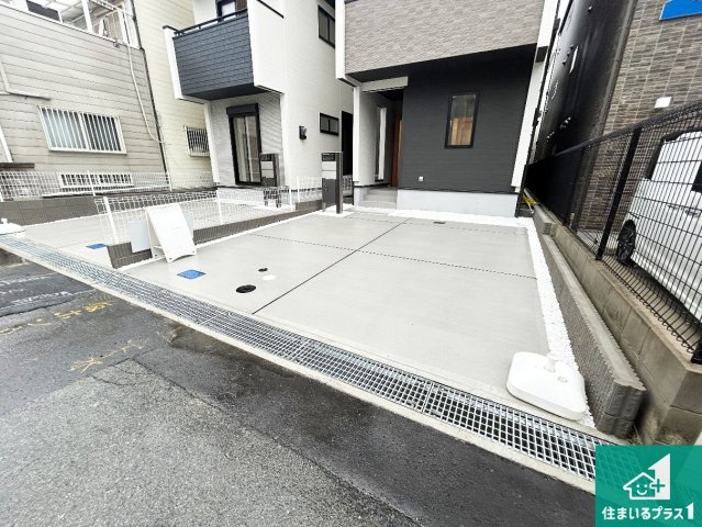 ■尼崎市神田中通　新築一戸建ての駐車場|駐車スペース！散水栓があるので、こまめに愛車を洗えます！