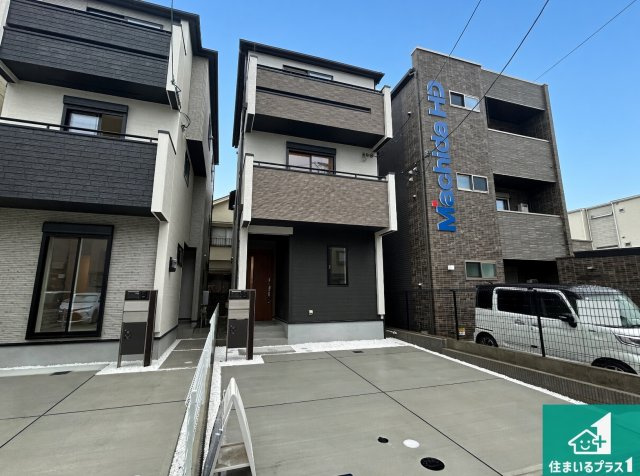 尼崎市神田中通　新築一戸建ての外観|安心の10年保証！外観を美しく保ち、雨水で汚れを落とします！気になることがありましたら、お気軽にお問い合わせください！