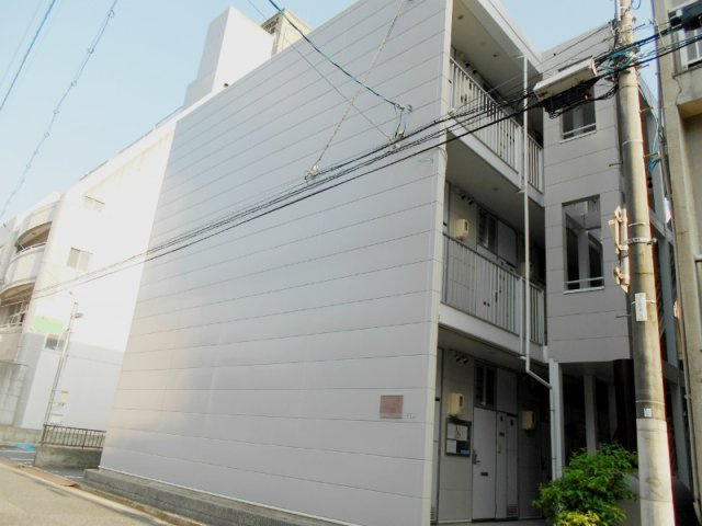 レオパレス本川Ｍの外観