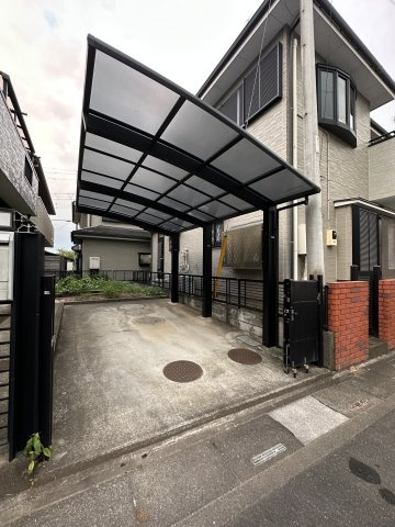【駐車場】