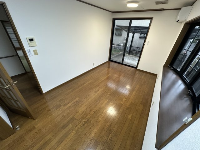 【居間・リビング】