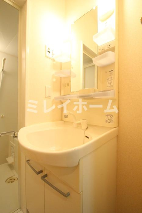 サンハウス中央の洗面所
