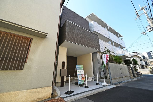 大阪市淀川区田川１丁目新築一戸建て｜3LDK＋駐車1台可の外観|ご不明な税金・諸費用についても丁寧にサポートいたします。現地見学で、住まいのイメージやご希望をぜひお聞かせください。