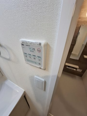 ルナ　テラス　甲子園の設備|浴室乾燥機