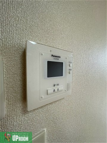 ぷちたうん藤島のエントランス