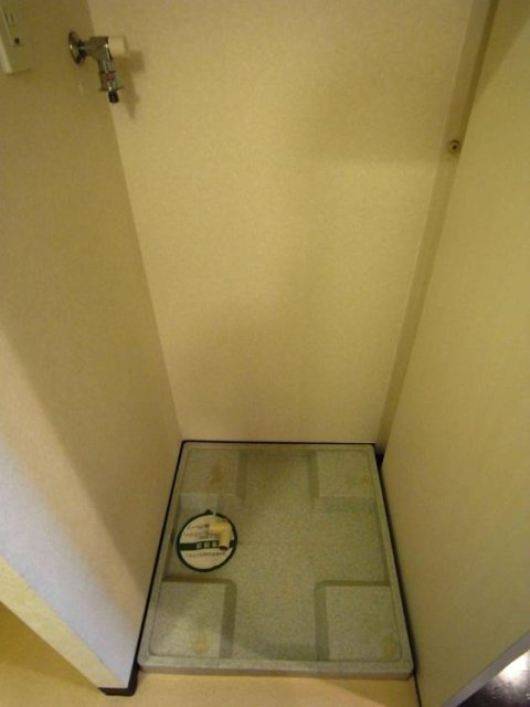 フェニックス牛込神楽坂の設備|室内洗濯機置場