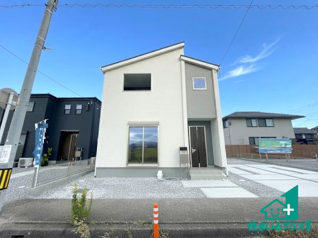★24(土)25(日)現地見学可能！★長浜市南小足町　第9期　限定1邸の外観|安心の10年保証！外観を美しく保ち、雨水で汚れを落とします！気になることがありましたら、お気軽にお問い合わせください！