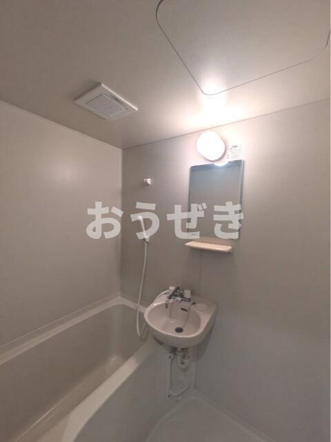 エクセレント三春台の洗面所| 