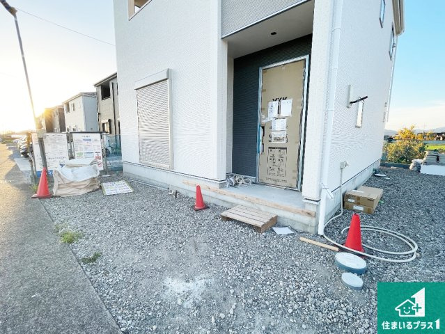 長浜市南小足町　第9期　新築一戸建ての外観|周辺は落ち着いた街並みの住宅地！子育てがしやすい住環境です！まだ未完成ですが、現地でしかわからない事もございます。是非一度ご覧ください。
