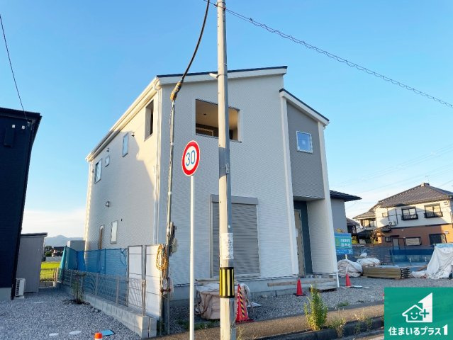 長浜市南小足町　第9期　新築一戸建ての外観|現在の進捗状況です！順調に作業進行中、完成が待ち遠しいです！詳細の間取り等、お気軽にお問い合わせください！
