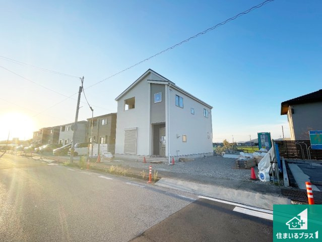 長浜市南小足町　第9期　新築一戸建ての外観|現在建築中！落ち着いた街並みで新生活を始めることが出来そう！周辺の物件も併せてご紹介させて頂きます！