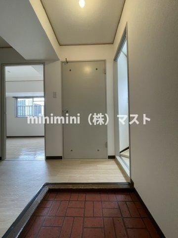 天王寺サンハイツの玄関|別部屋参考写真