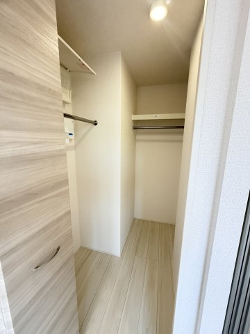 グランクレール西二見の収納