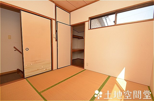 猪熊２丁目テラスハウスの和室