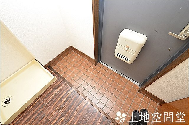 サンシティ千防の玄関