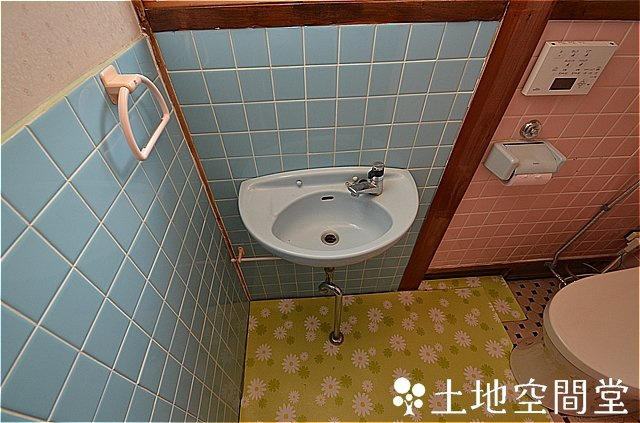 永犬丸４丁目貸家の洗面所|以前の募集時の写真になります