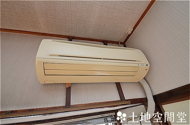 永犬丸４丁目貸家の設備|エアコンはサービス品
