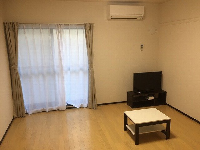 レオネクスト寿の居間・リビング