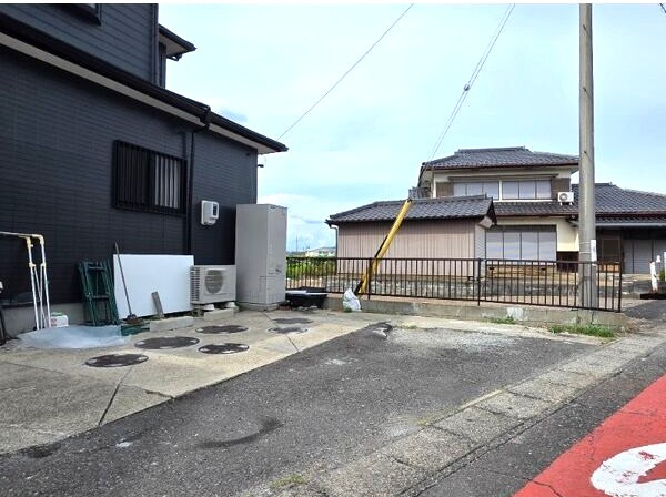 犬山駅南戸建の駐車場