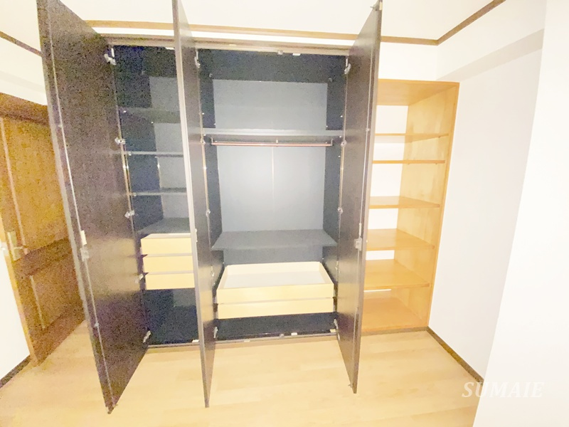 サンモール井上の収納|洋室の収納です