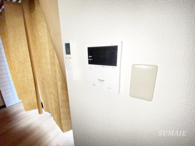 サンモール井上のセキュリティ|モニター付きインターホンです