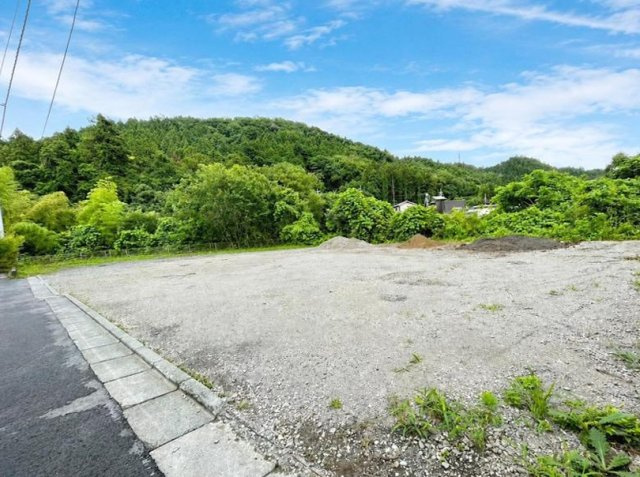 あきる野市入野　土地の前面道路含む現地写真
