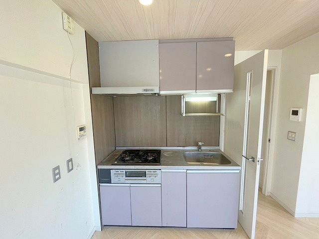 西中島東行マンションのキッチン