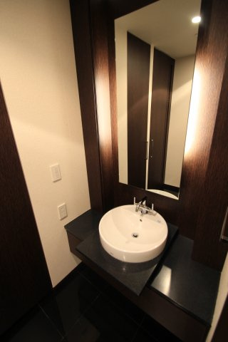 同間取りの別部屋写真参照