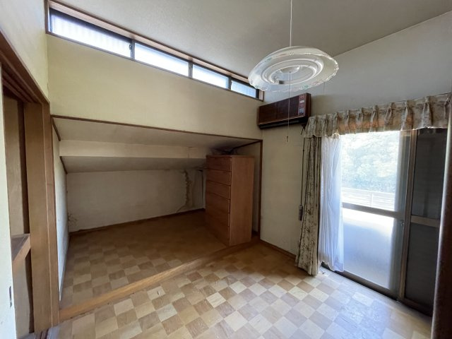 瑞穂町4丁目戸建の洋室