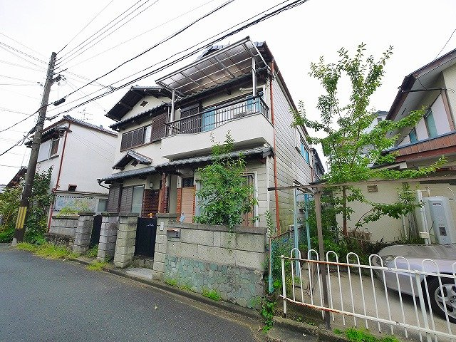GDC小泉の外観