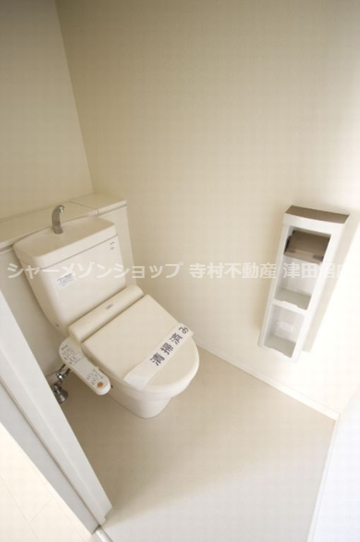 エトワールのトイレ|他号室の写真になります。