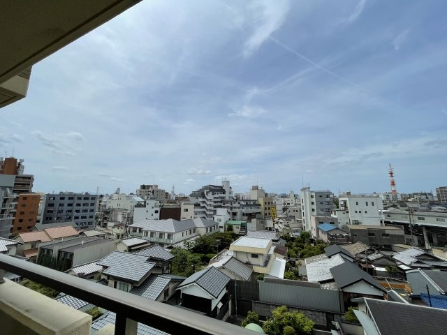 フローライト上新庄駅前